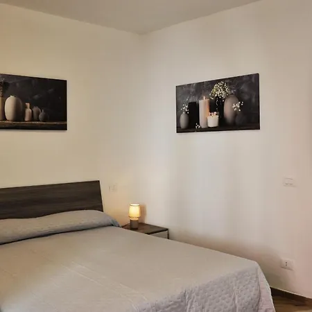 Elena House - Mareri Villa Faraldi